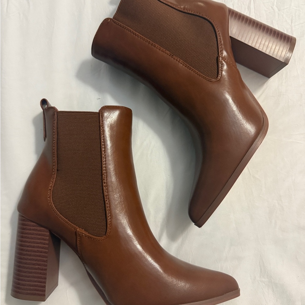 Elegant Brown Ankle Boots